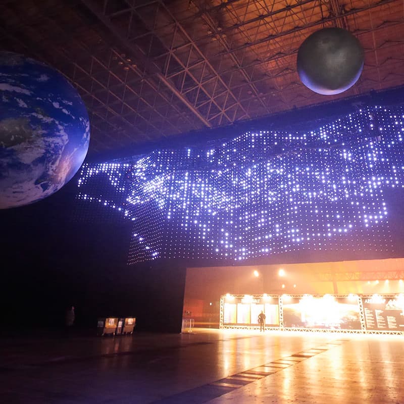 COUNTDOWN JAPAN 15/16|EARTH STAGE|・HALL3 空間演出(3D Lite BALL) / ・トンネル演出(LED PANEL) / 映像による空間演出の企画設計および映像制作|イベント|MMM映像空間の映像制作実績